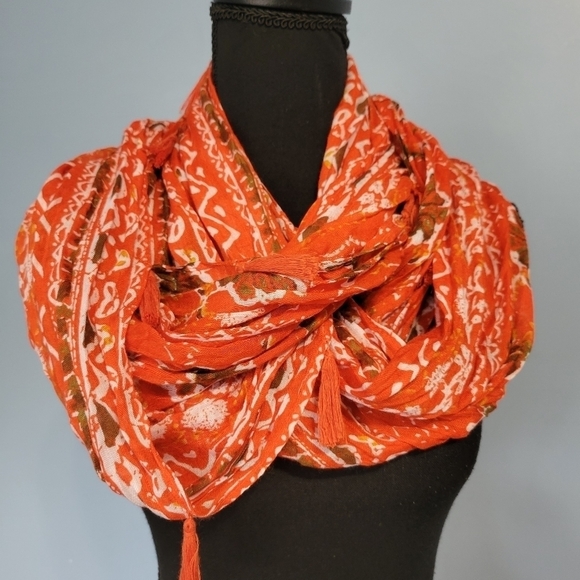 Orange Infinity Scarf W 29 L 32 - Picture 1 of 4